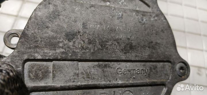 Вакуумный насос Audi A6 C6 3.2 AUK