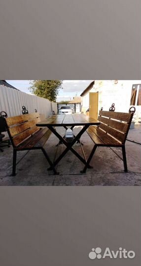 Стол и лавочки. доставка есть