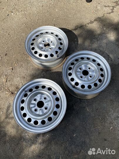 Диск штампованный r15 4-114,3