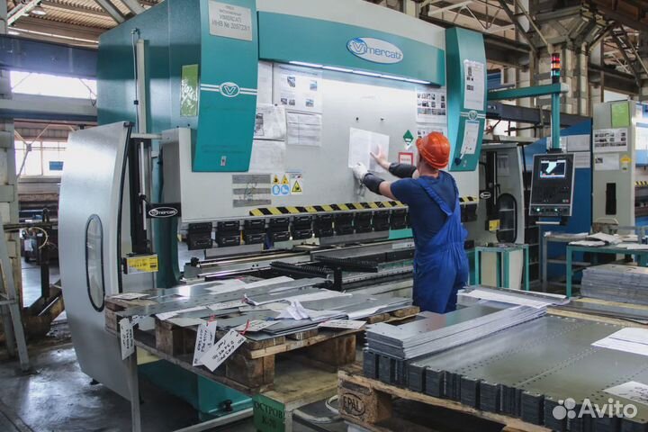 Штамповщик на гибку металла