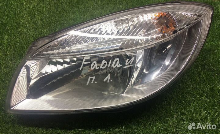 Фара передняя левая Skoda Fabia 2010-2014