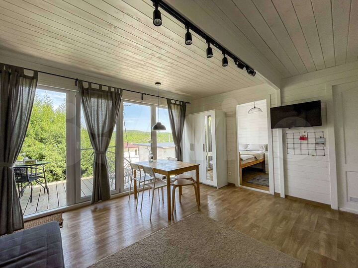 Дом 35 м² на участке 6 сот.