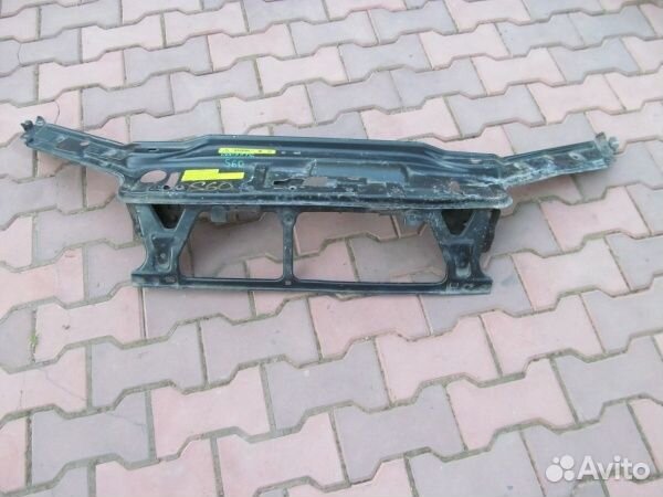 Панель передняя (телевизор) Volvo S60 2000-2009