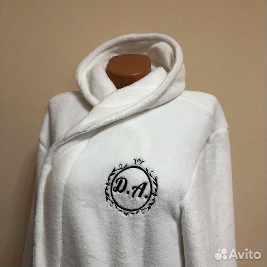 Плюшевый халат с именной вышивкой на заказ