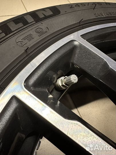 R18 Michelin Pilot Sport 4 S 245/45, PCD 5x112 DIA 66.6