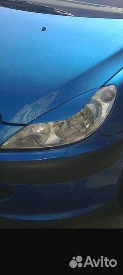 Реснички на фары Пежо 307