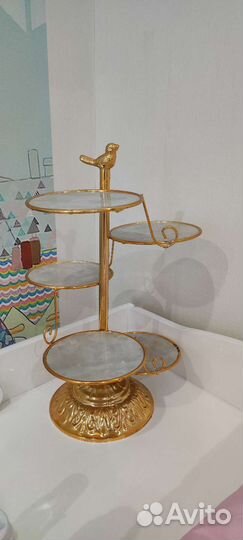 Этажерка для сервировки стола
