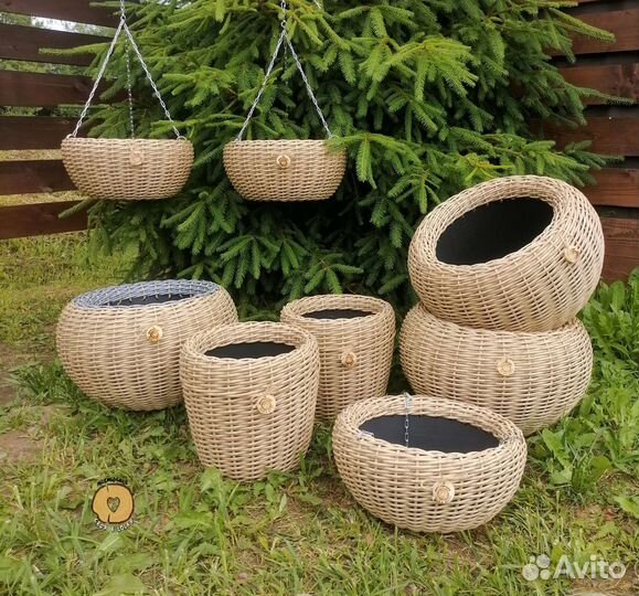 Кашпо из ротанга