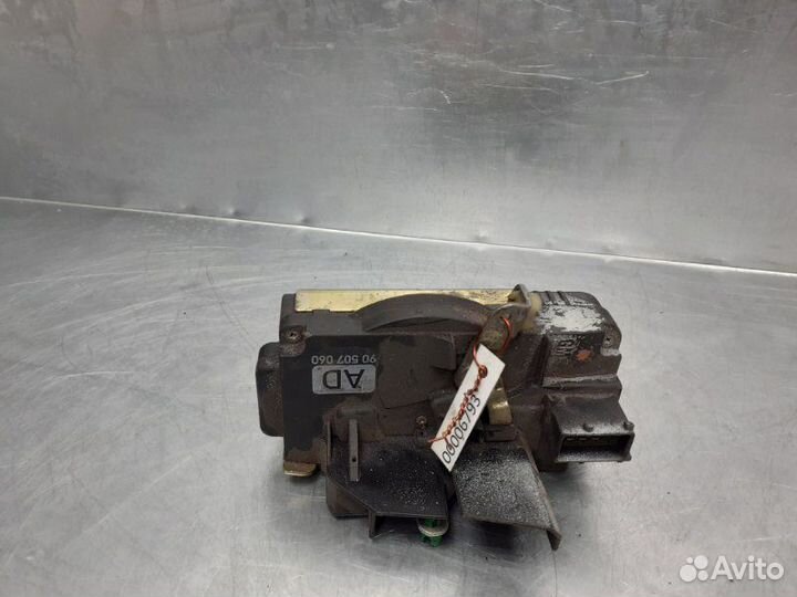 Замок двери передней правой Opel Vectra B