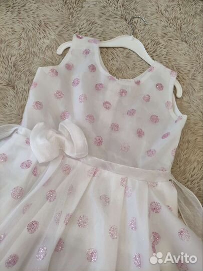 Платье праздничное