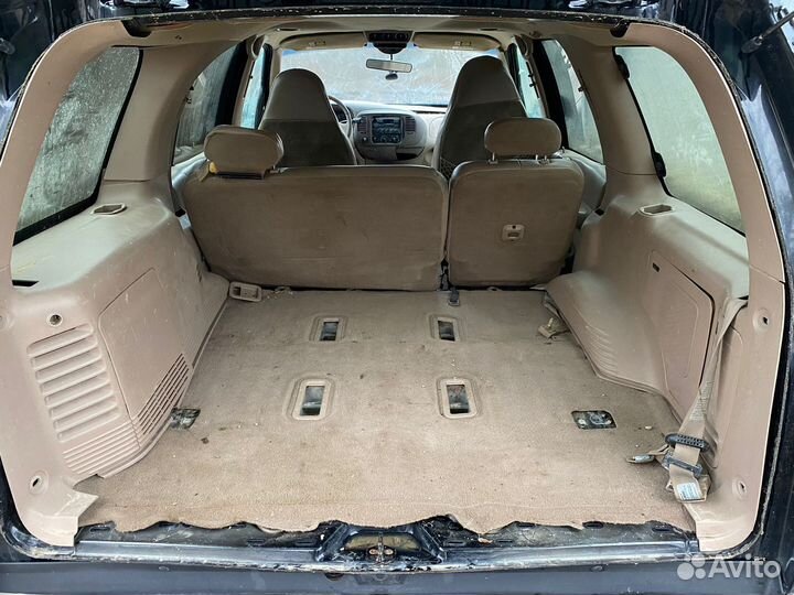 Обшивки багажника Ford Expedition 1