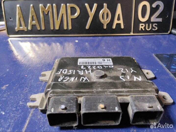 Блок управления двигателем Nissan Wingroad Y12