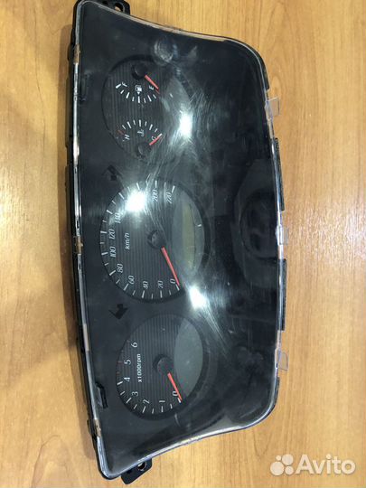 Ssang Yong Kyron Панель приборов 8022009100