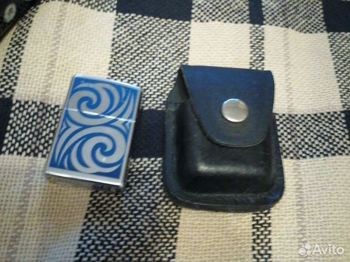 Зажигалка Zippo Cobalt Curl