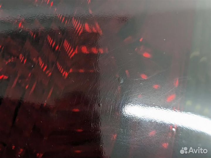 Фонарь задний внутренний левый volkswagen Touareg