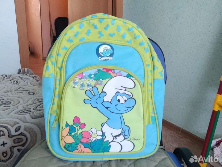 Рюкзак школьный в отличном состоянии
