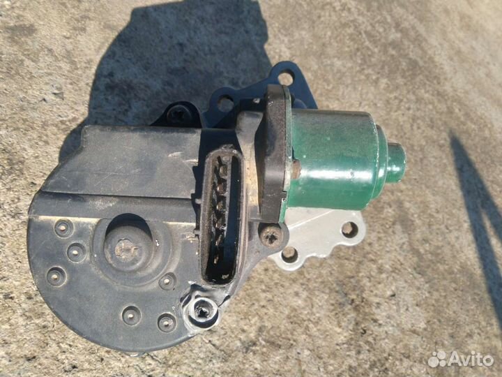 Продаю актуатор передн прив Toyota hilux surf185