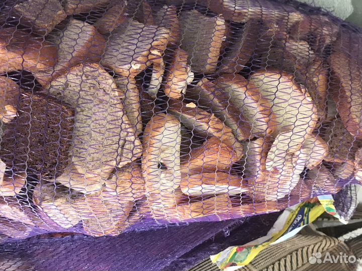 Сухари, хлеб на корм животным