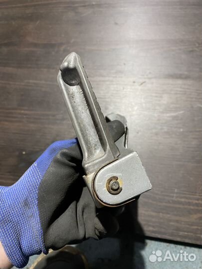 Левый пассажирский кронштейн для Kawasaki ZX9R 98