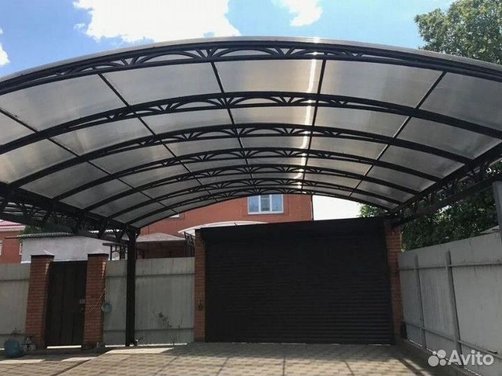 Навес для автомобиля из поликарбоната