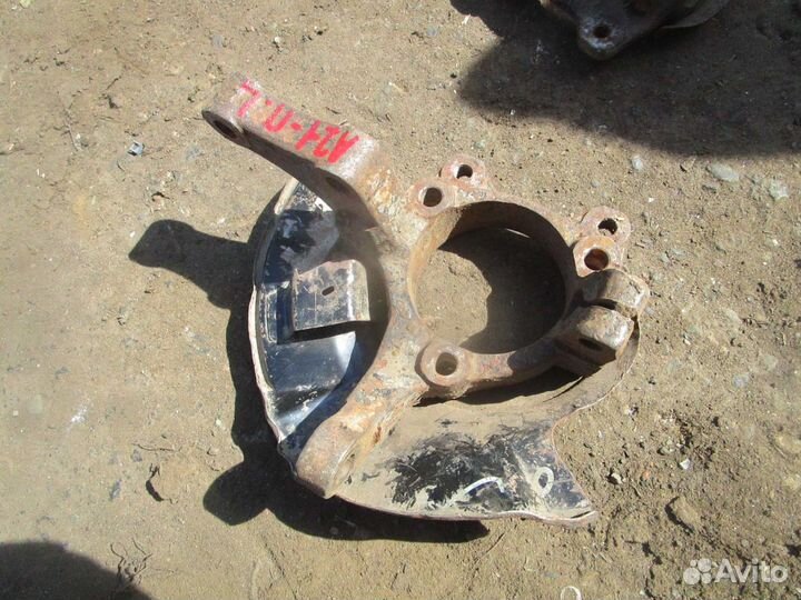 Кулак левый Chery Fora A21