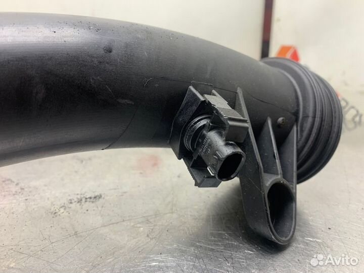 Патрубок (трубопровод, шланг) Mercedes C-Class