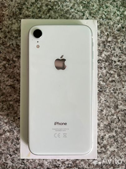 iPhone Xr, 64 ГБ