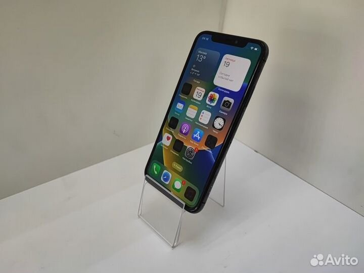 iPhone X, 64 ГБ
