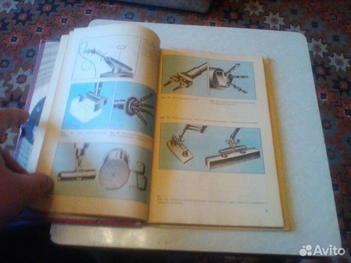 Русецкий. В мире роботов.1990.Книга для учащихся