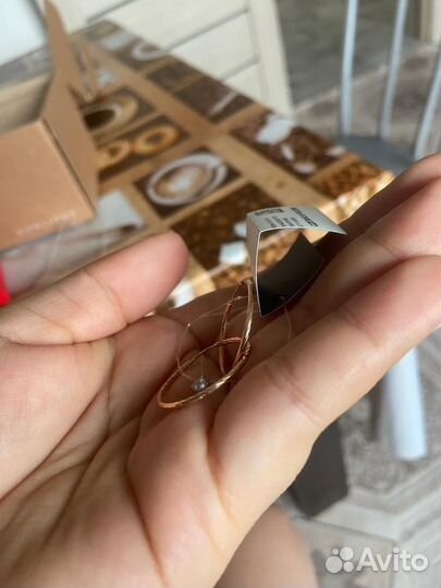 Золотые серьги