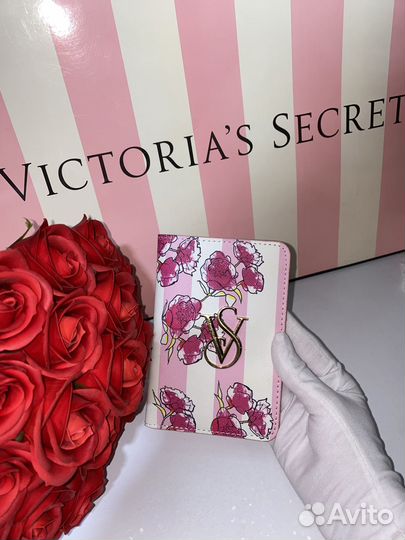 Обложка на паспорт Victoria Secret