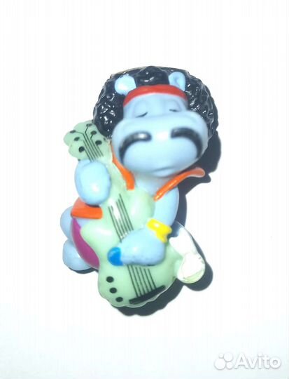 Игрушки киндер сюрприз + синий бегемотик