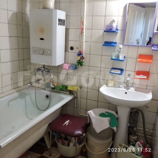 Комната 14 м² в 4-к., 5/5 эт.