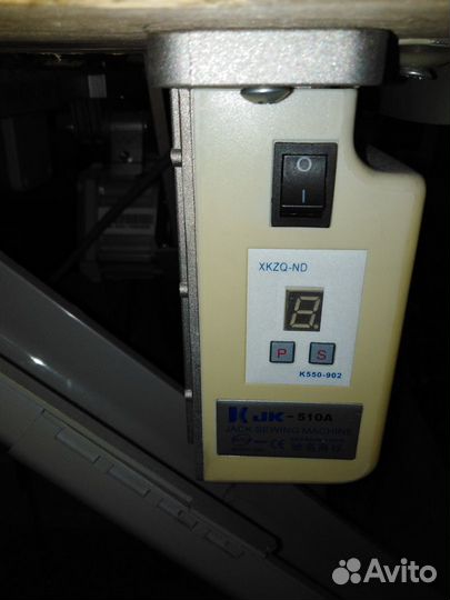 Швейная машина,пресс для установки фурнитуры