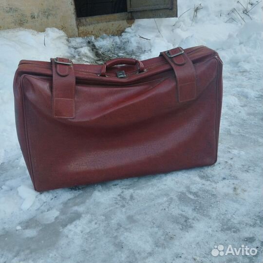 Чемоданы времен СССР