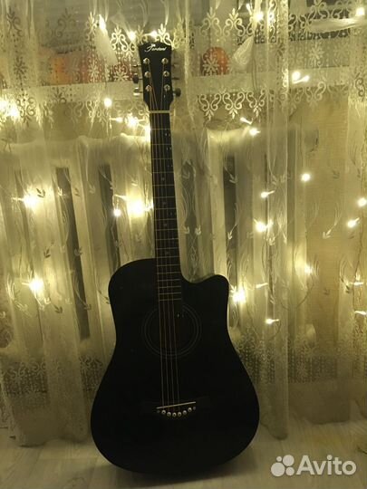 Акустическая гитара 6 струнная