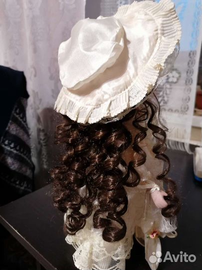 Коллекционная кукла