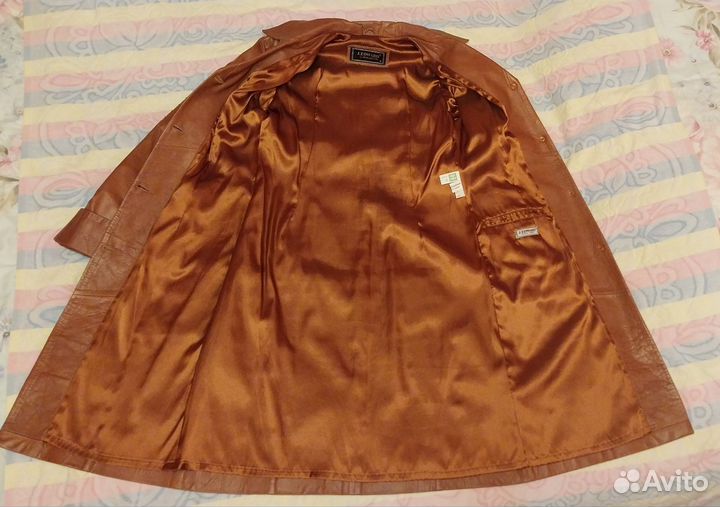 Кожаный плащ женский 44