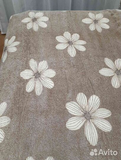 Пледы (подарок на любой праздник)