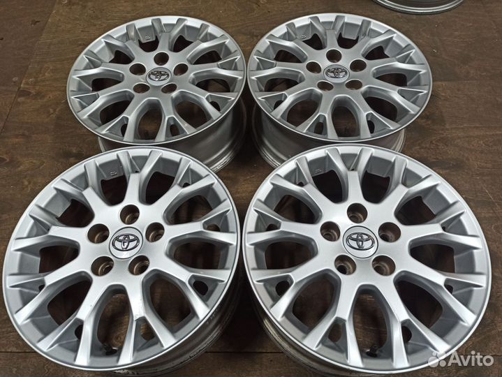 Диски 16 5х114,3 ET45 оригинал Тойота из Японии
