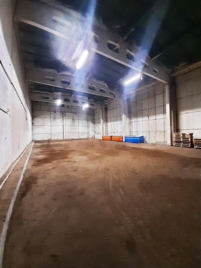 Склад, 300 м²