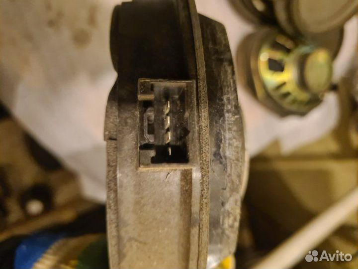 Динамик Ford Focus 2 2008