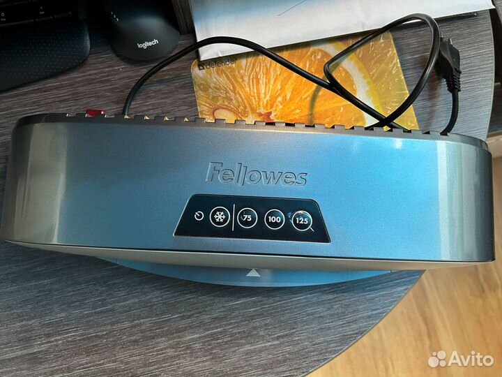 Ламинатор Fellowes Saturn 2