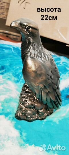Статуэтка орла