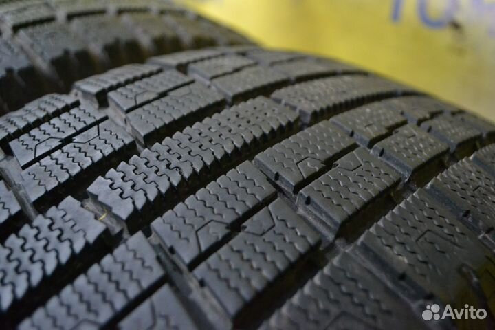 Toyo Garit G5 215/60 R16