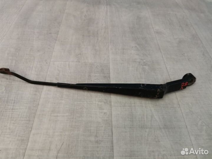Поводок стеклоочистителя передний левый Chevrolet