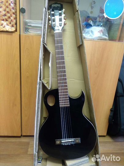 Акустическая гитара, со звукоснимателем washburn