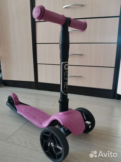 Самокат детский трехколесный
