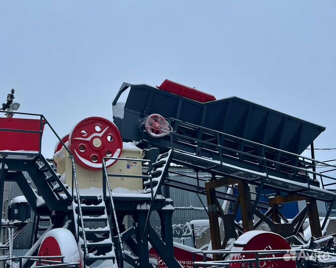 Дробилка щековая, питатель пластинчатый