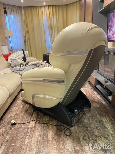 Массажное кресло